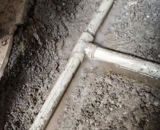 罗城漏水维修电话